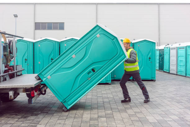 Best Portable restroom trailer rental  in Midland, WA